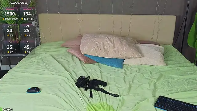 Mollly_Rouge webcam