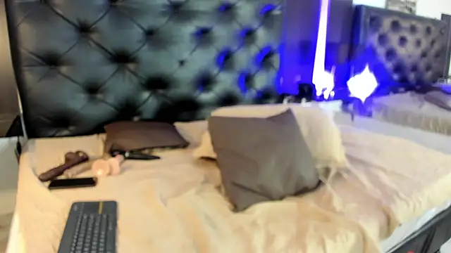 Kymy_marquez webcam