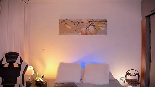 ChloeMoreti webcam