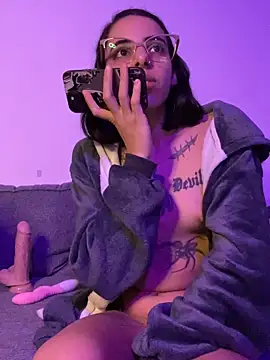 Poison_Ivy_29 webcam