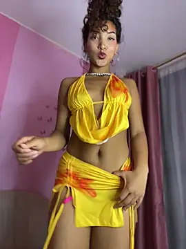 NaughtyLatinaxxx webcam