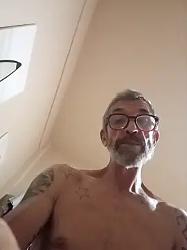 chris-sbh11 webcam