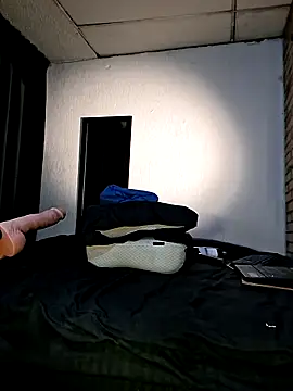 Backdoor_Newbie webcam