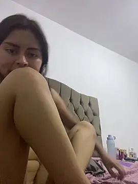 Debora9703 webcam