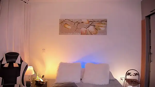 ChloeMoreti webcam