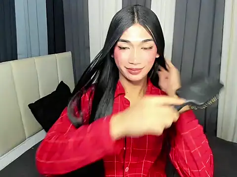 Model: FyangFoxx