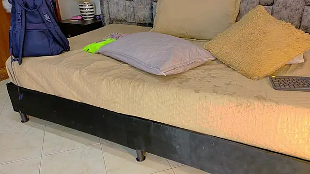 samirths_boy_ webcam