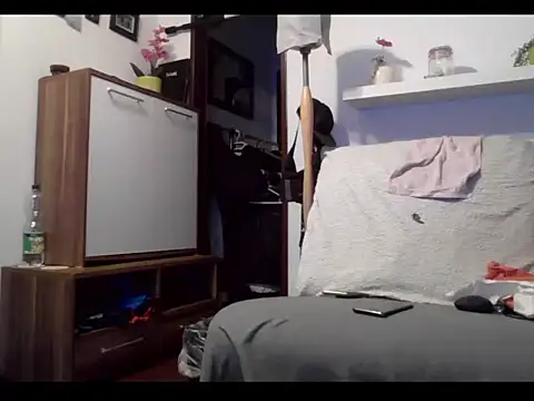 Cambitchboy webcam
