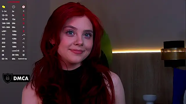 Nora__Ray webcam
