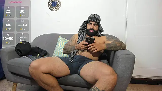 Lyon_vach live sex cam