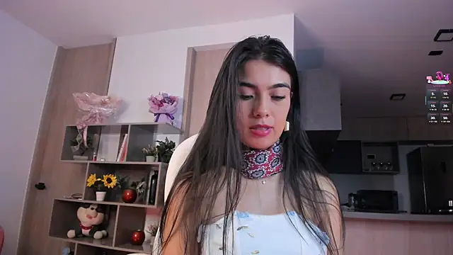 Alexandra_ra webcam