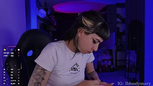 Saraa_Desiree webcam