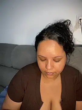 Bigostosa webcam