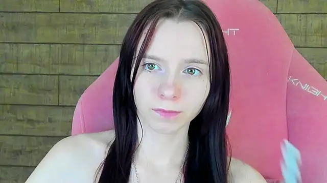 ArinaKubrick webcam