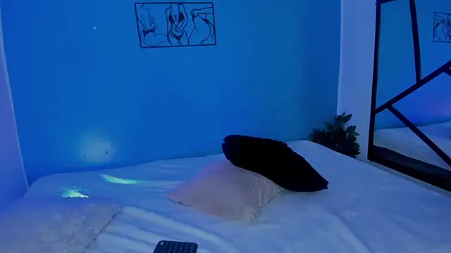 Honey__kiss webcam