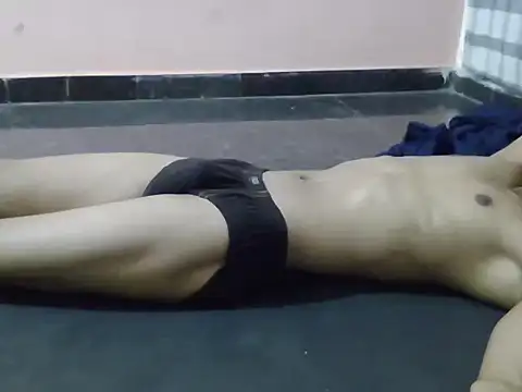 itsmemadhu2019 webcam