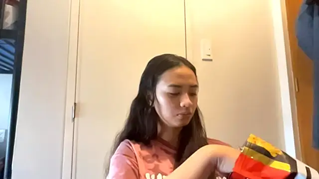 NorikoMcirvin webcam