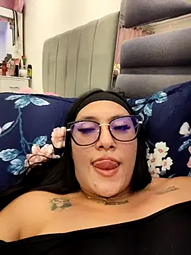 valeryrouse27 live sex cam