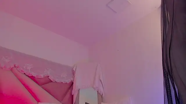 BonnieCute_ webcam