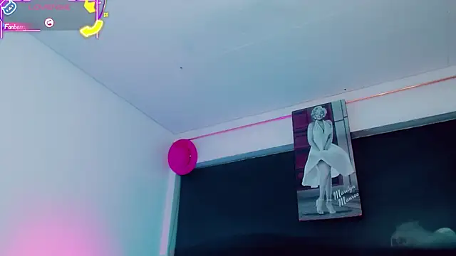 Kendall_hornyy webcam