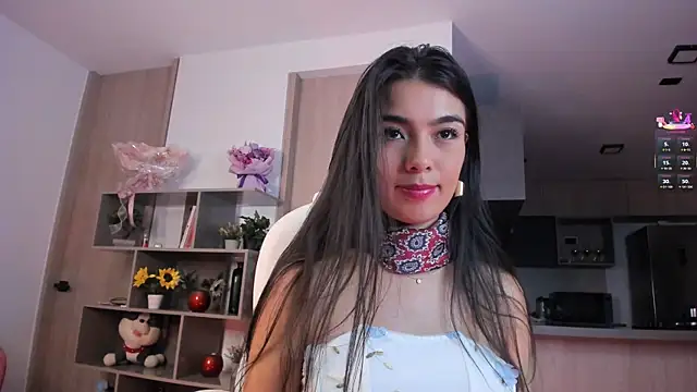 alexandra_ra (F young) - sensual and naked dance:333
