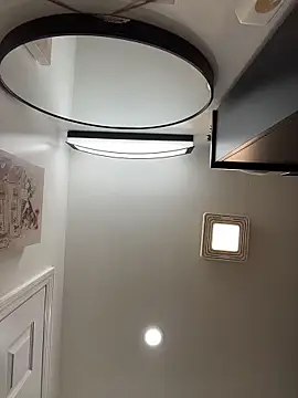 Mellyj053 webcam