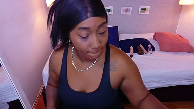 kiara_evanss webcam