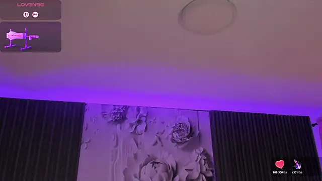 ShaniaDaniels webcam