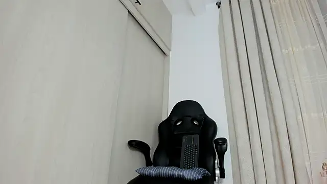 Biscuit_oliva webcam