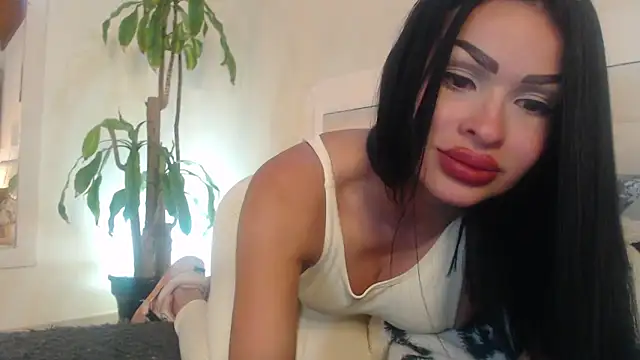 _Pamela_doll webcam