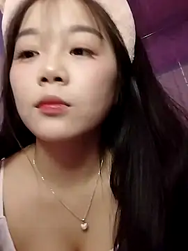 Baa-bee22 webcam