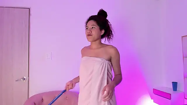 Violetta-foxx webcam