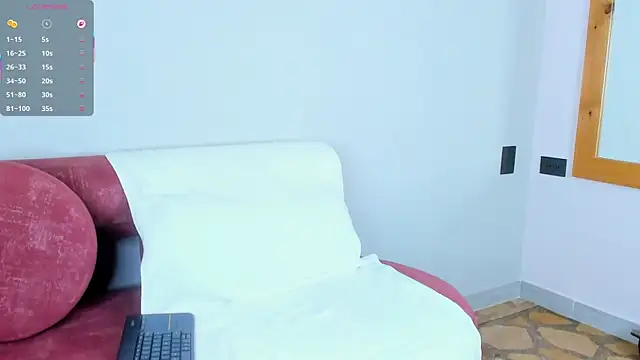 Travis_lenox_ webcam