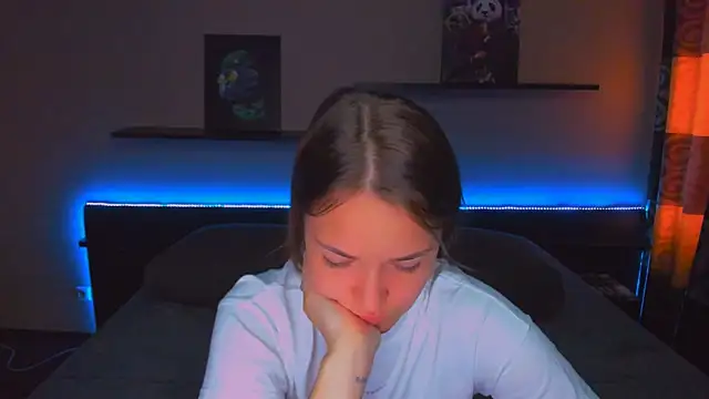 AlexaBarkley webcam