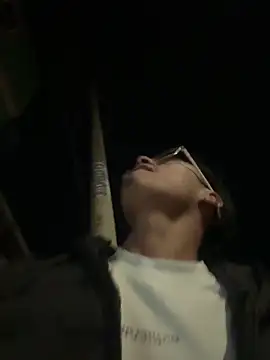 tavohot_ (M young) - Jerk off on the store