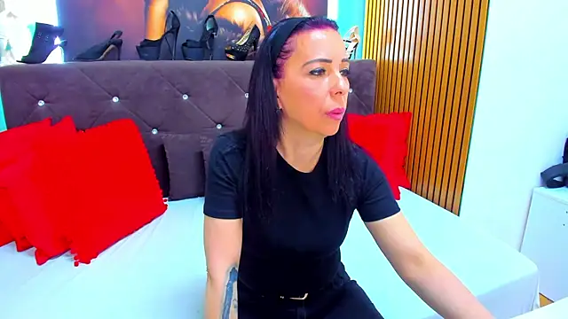 LauraSiin webcam