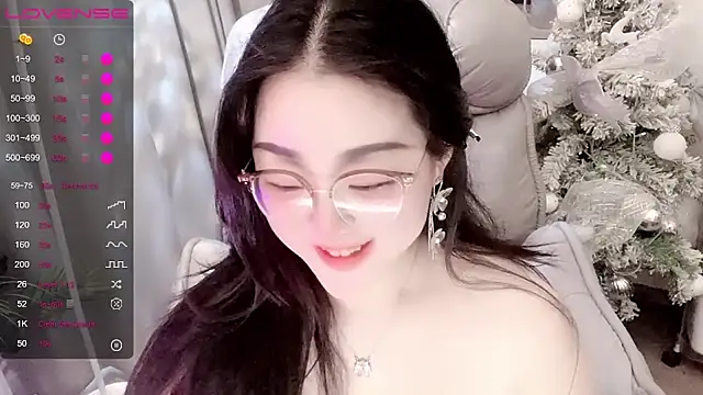 Monica-666888- webcam