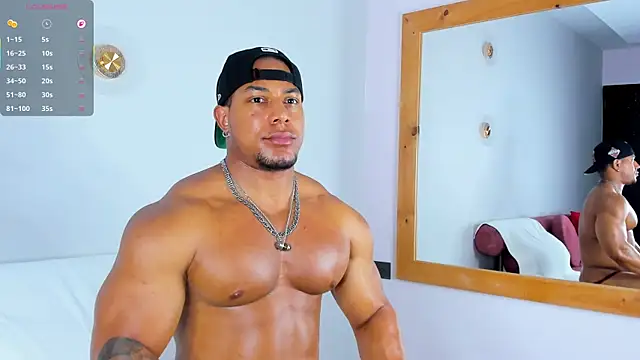 Travis_lenox_ webcam