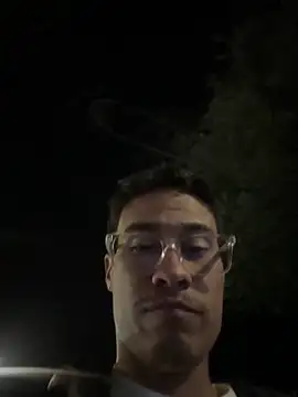 TavoHot_ webcam