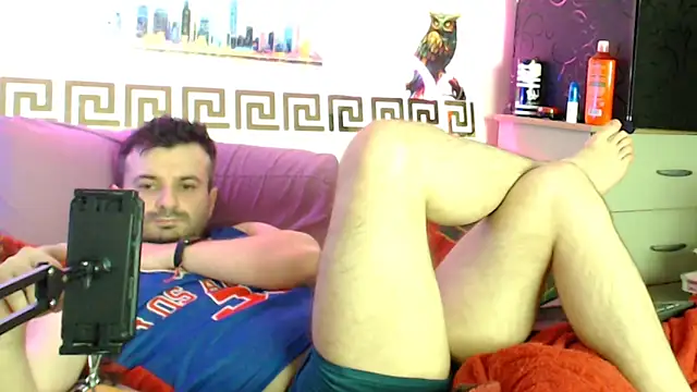 iuligruia69 (Ask my age) - do you want see my white #cum?