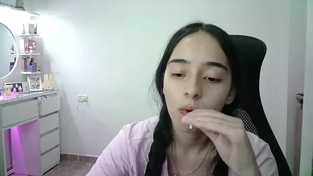 aineangeel webcam