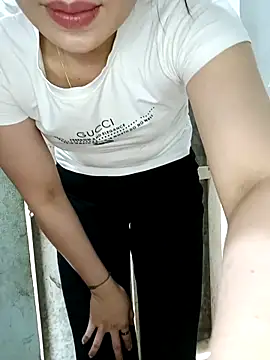 Blythe_69 webcam