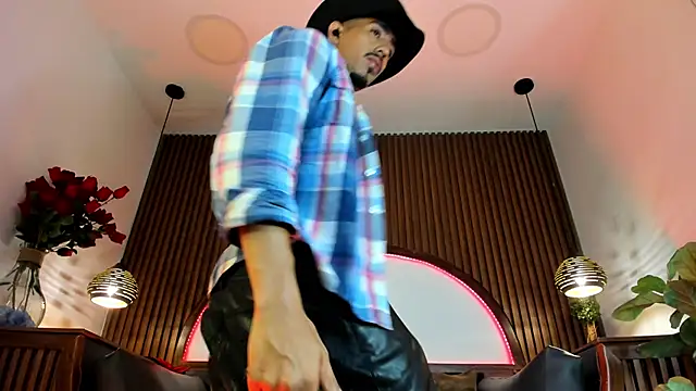 Donovan_Desmond webcam