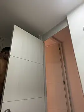Ezzio_Scolaro webcam