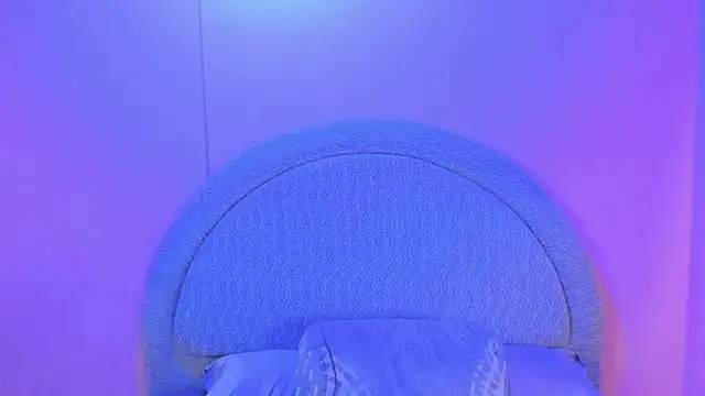 Sara_rhoades webcam