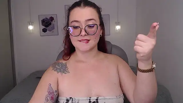 selene_rouse_ webcam