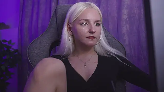 ViolaMore live sex cam