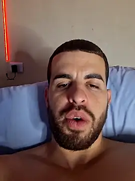 Cubanotatuado webcam