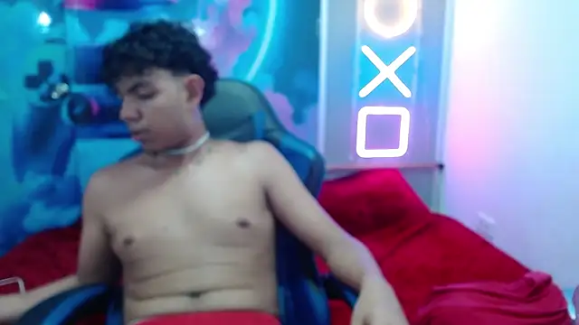 Aron_hot11 webcam