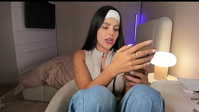 salome__11 webcam
